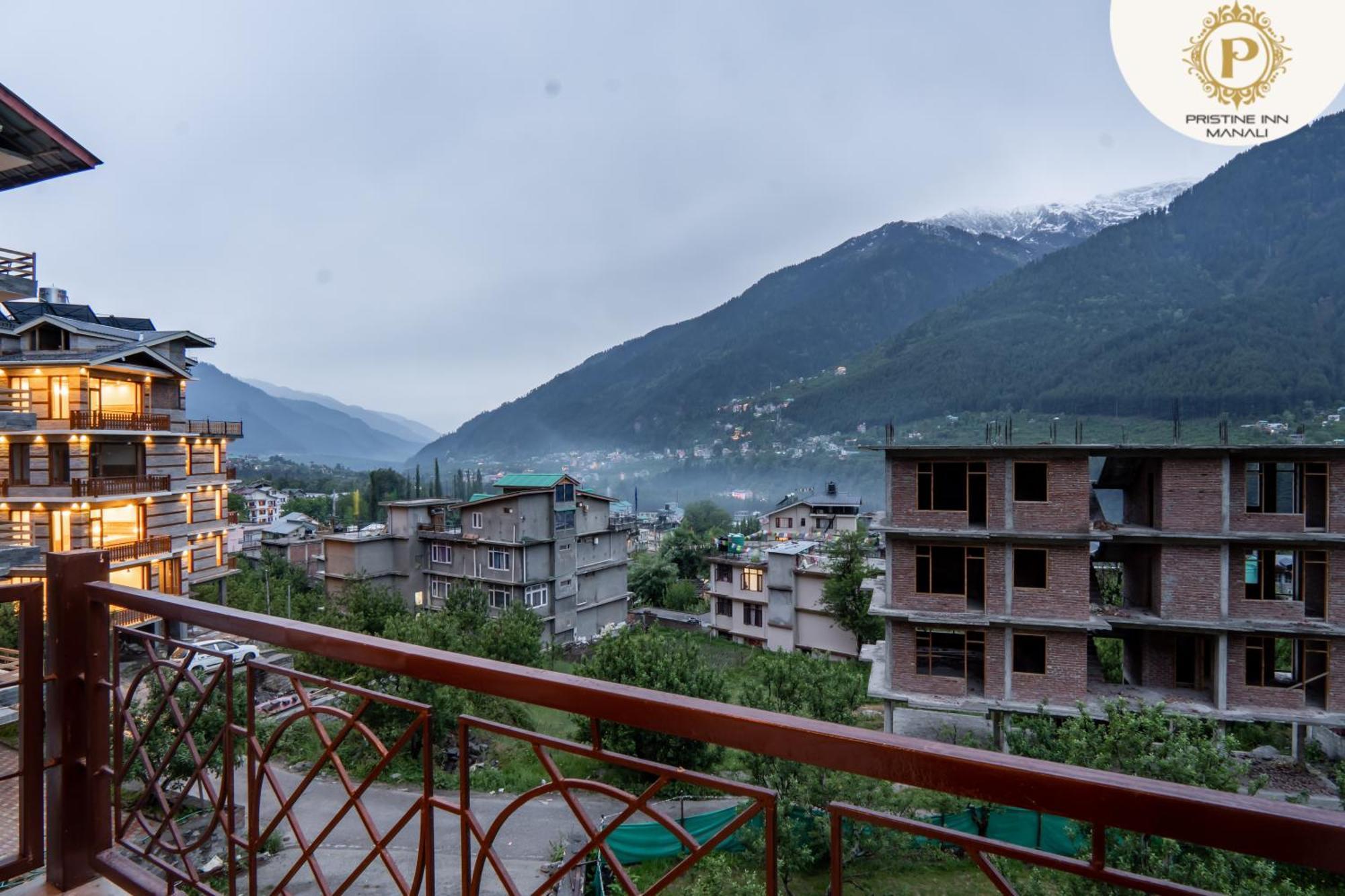 Pristine Inn Manali エクステリア 写真